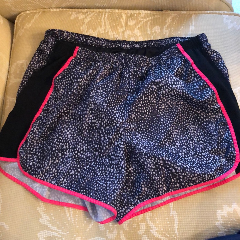 🏃‍♀️🏃‍♀️ 🏃‍♀️ running shorts in cute print! ✨